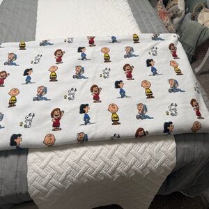 Peanuts White Throw Blanket with Multicolor Character Print